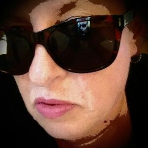 Meet your Posher, Claudia